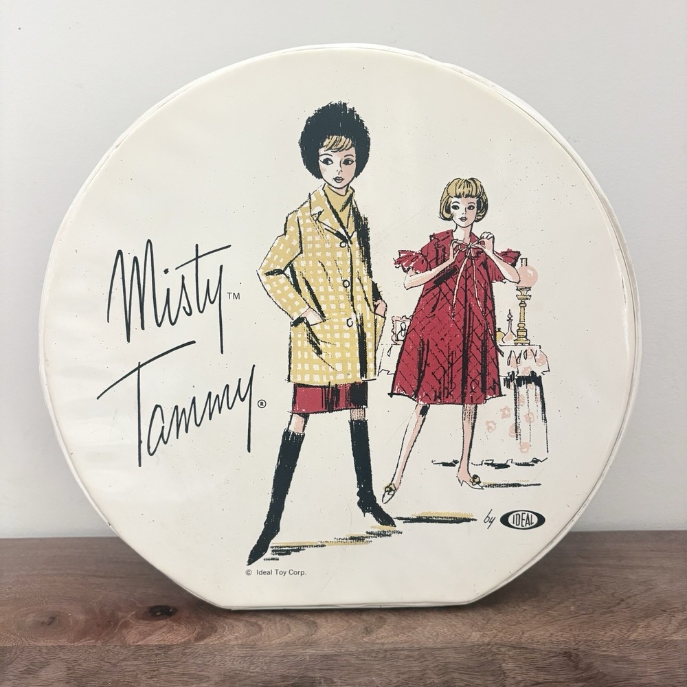 Vintage 1960s Ideal Misty Tammy Doll Case Round Travel Carrying Case Rare 12"